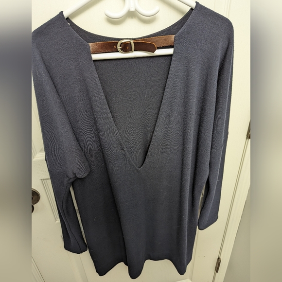 Navy Blue Tunic Bodybag by Jude - Picture 3 of 4